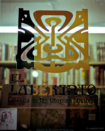 El laberinto: la librería de las utopías posibles El laberinto: la librería de las utopías posibles