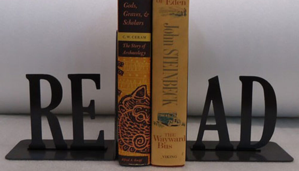 Sujetalibros: read